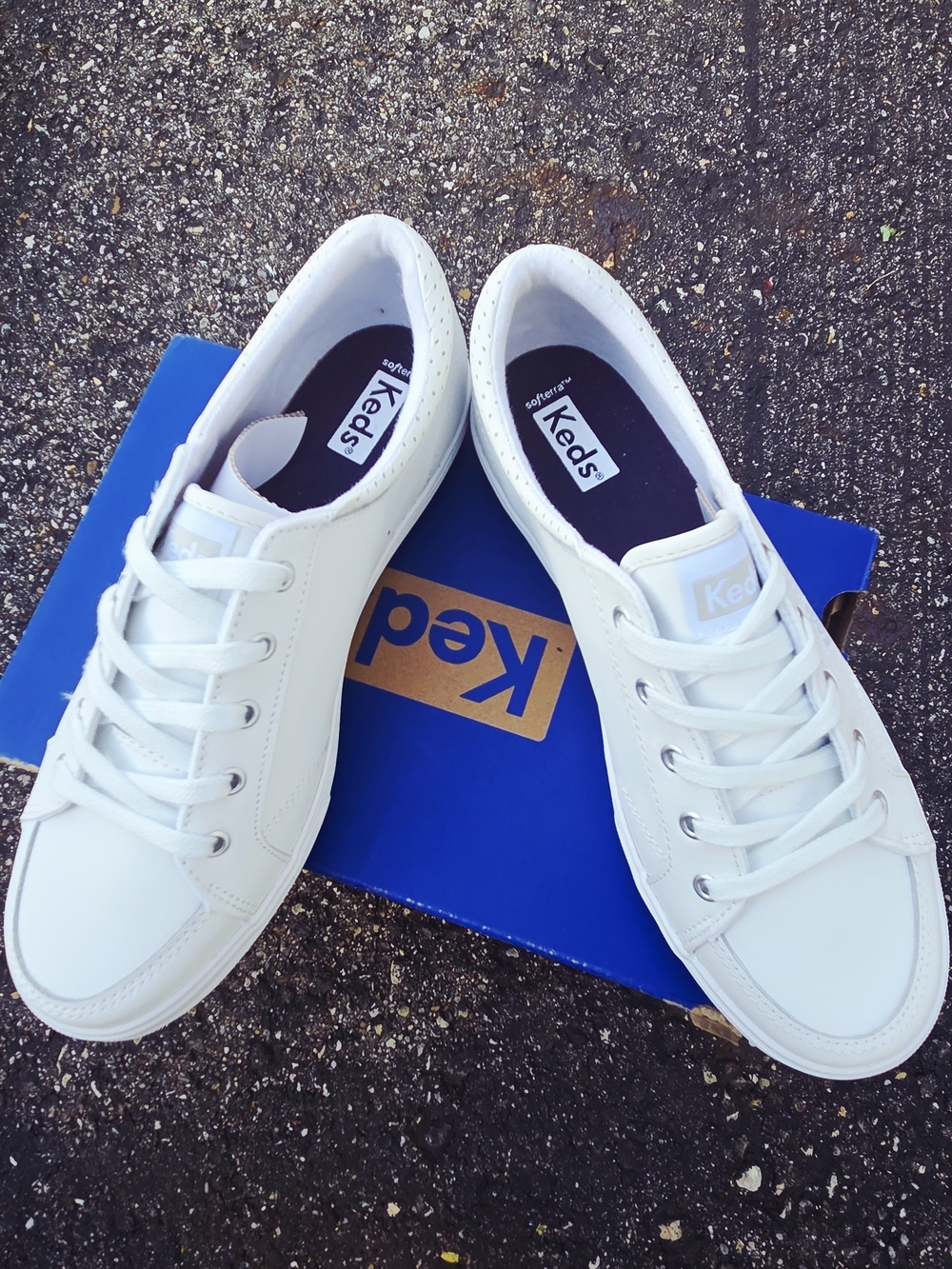Keds Men’s White Leather Low-Top Sneakers